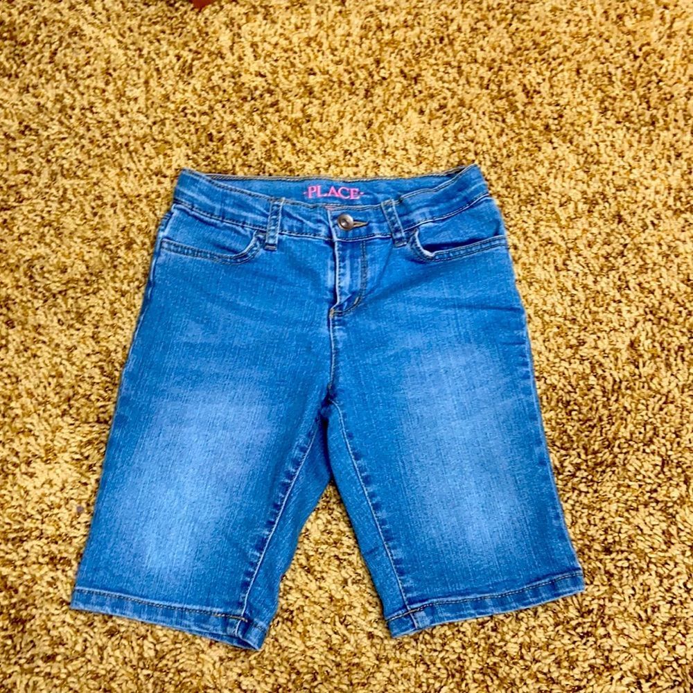 Girls shorts size 8